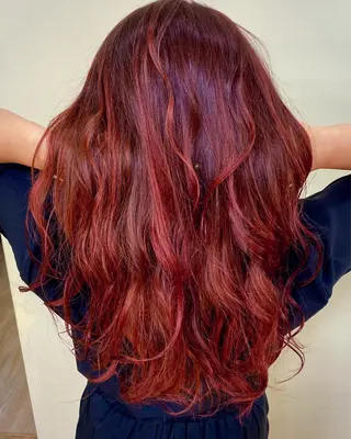 カラー SALOWIN栄 高須大貴のヘアスタイル