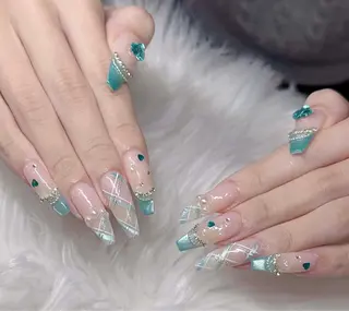 ネイル Lee Nailsのネイルデザイン