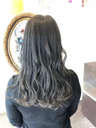 ミディアム 川野辺幸雄☆髪質改善 ハイライト☆白髪のヘアスタイル