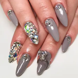 ネイル VOGUE ×SWANのネイルデザイン