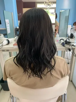 セミロング カラー ✂︎レディース のメンズカット屋さんのヘアスタイル