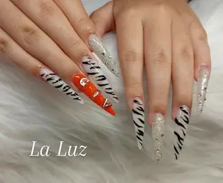 ネイル 小川 真里奈のネイルデザイン