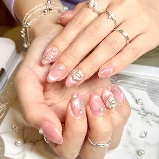 ミディアム Nail Salon midnightのネイルデザイン