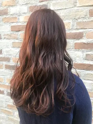 ロング カラー パーマ 泉谷 莉可のヘアスタイル