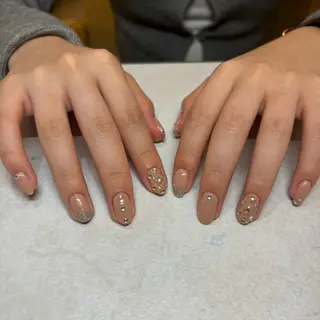 ネイル akane .hのネイルデザイン