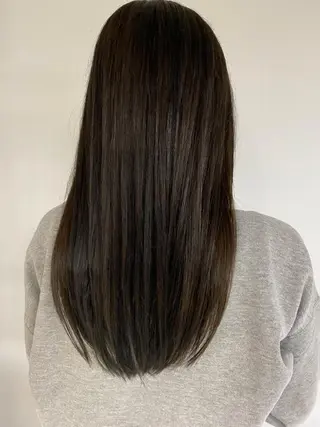 ロング カラー KOOKI スティードトーキョーのヘアスタイル