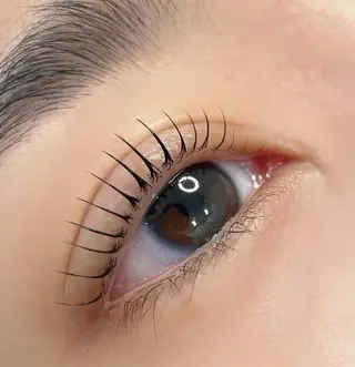 パーマ 白 ゆいのマツエク・マツパデザイン