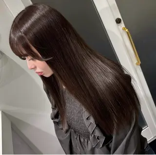 ロング 浜野 真貴のヘアスタイル