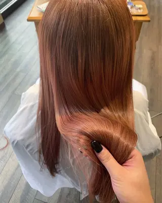 ロング 井上 花音のヘアスタイル