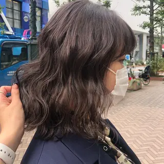 ミディアム カラー ゆう🫧 透明感/ハイトーンのヘアスタイル