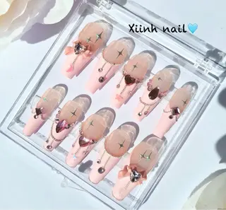 ネイル XIINH NAIL SALONのネイルデザイン