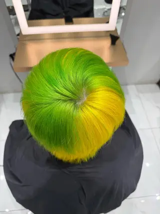 カラー 渋谷ブリーチカラー/ デザインカラー/優希のヘアスタイル