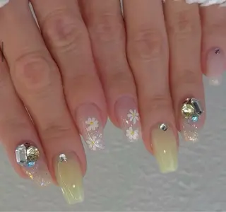 ネイル NailSalon✨ Écrinエクランのネイルデザイン