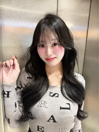 ロング votan lilleyのヘアスタイル