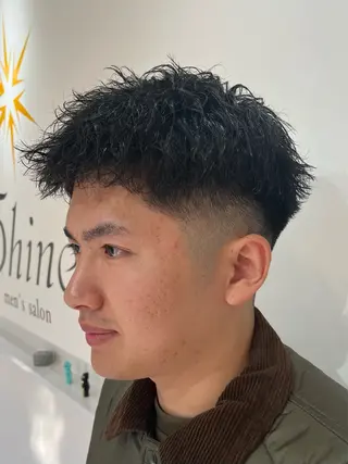 ショート パーマ メンズ 【店長】メンズ職人 短髪　ハイトーン🔥のヘアスタイル