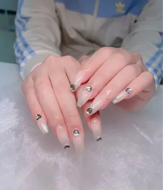ネイル HIN NAILのネイルデザイン