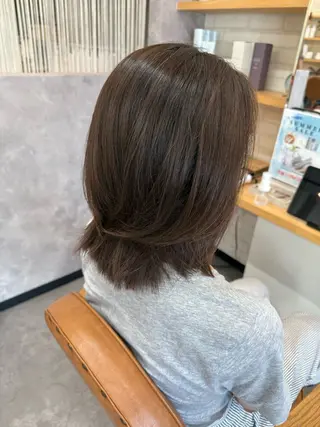 ミディアム 谷口 瑠南のヘアスタイル