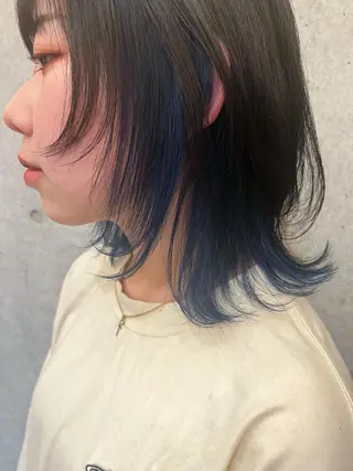 ミディアム カラー 宮田 凪沙のヘアスタイル