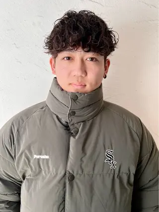 ショート パーマ メンズ 稲村侑斗ダウンパーマ メンズパーマのヘアスタイル