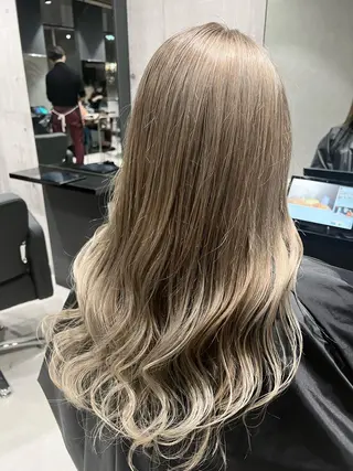 ロング カラー mimiiy梅田 中崎町ハイトーンのヘアスタイル