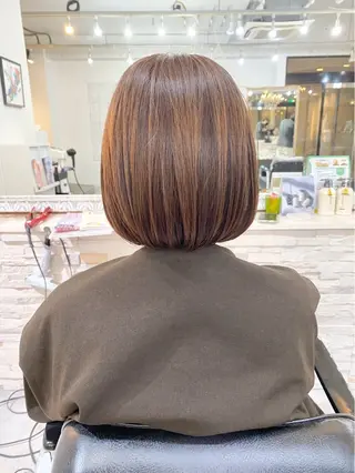 ミディアム ショート/ボブ /髪質改善縮毛矯正のヘアスタイル