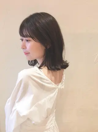 ミディアム シマダ アユミのヘアスタイル