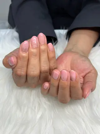 ネイル SHIORI ⭐︎のネイルデザイン