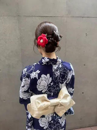 セミロング ヘアアレンジ 🎗️【ヘアセット 美眉】吉川玲🎗️のヘアスタイル