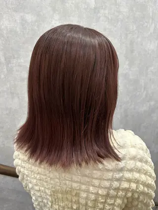 ミディアム シールエクステ/ ブリーチカラーのヘアスタイル