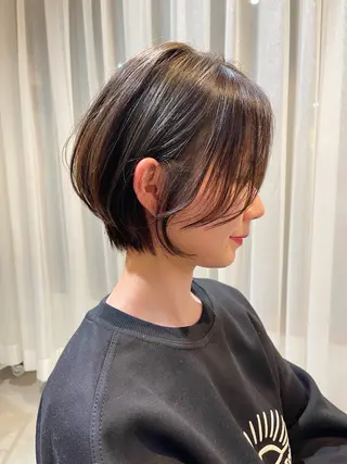 ショート 山口 里莉のヘアスタイル