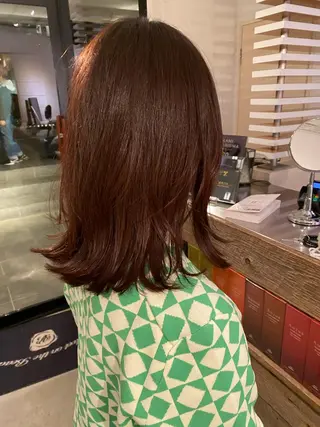 ミディアム 菜 摘のヘアスタイル