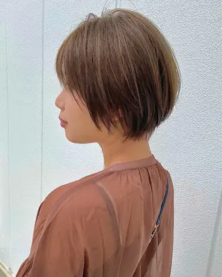 ショート カラー ERI  / newi町田のヘアスタイル