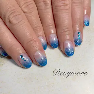 ミディアム ネイル nail salon Revymoreのネイルデザイン