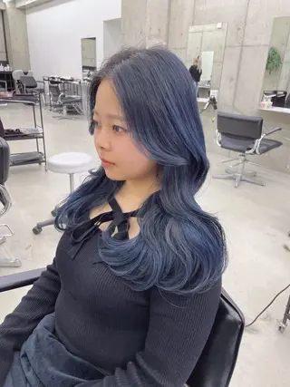 セミロング 手島 カミラのヘアスタイル
