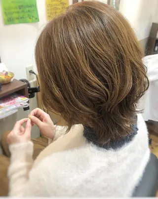ミディアム カラー パーマ 谷口ゆめ/縮毛矯正/ 大人女子/眉ワックスのヘアスタイル