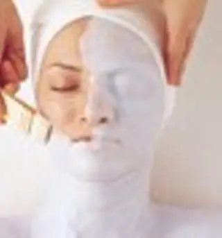 酒井綾子 .トアボーテの眉毛・アイブロウイメージ