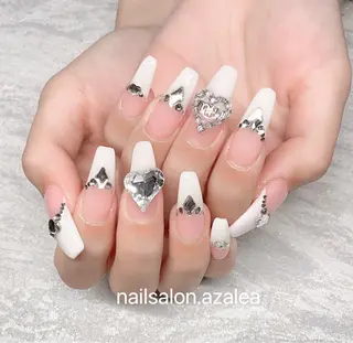 ネイル R inのネイルデザイン