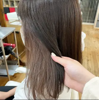 ミディアム カラー 佐川 優夏のヘアスタイル