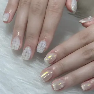 ネイル LAVISH nanamiのネイルデザイン