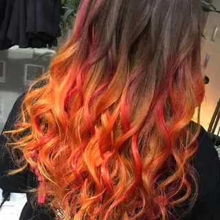 カラー セミロング 派手髪/ハイトーン/ エクステ✨ユウキのヘアスタイル
