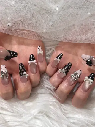 ネイル émure. パラジェル認定サロンのネイルデザイン