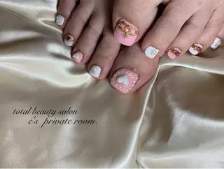 ネイル LAVISH nail salonのネイルデザイン