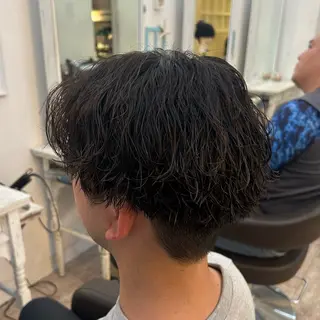パーマ メンズ ボブ／艶カラー ❣️マナミのヘアスタイル