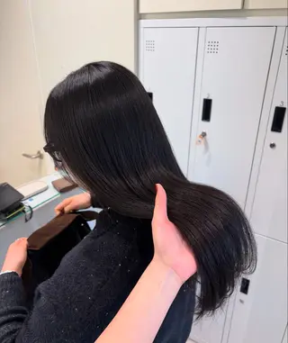 ロング パーマ 垢抜け小顔レイヤー オリーブ/スミレのヘアスタイル