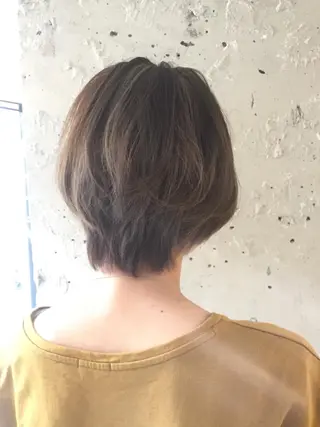 ショート 稲田 結衣夏のヘアスタイル
