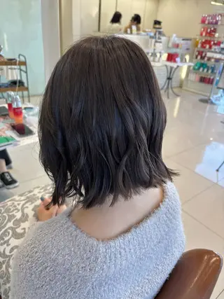 ミディアム カラー 下四日市 翠のヘアスタイル