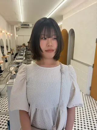 ショート リン🔔ボブ cut 柔らかベージュ🤎のヘアスタイル