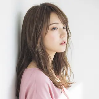 セミロング カラー mizu kiのヘアスタイル