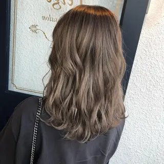 セミロング カラー ヘアアレンジ 江藤 星史のヘアスタイル