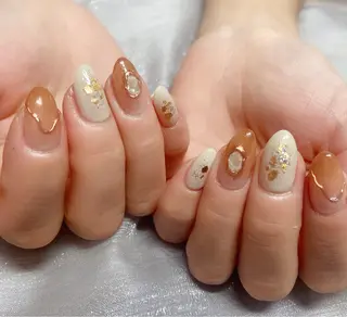 ネイル &ME ネイルサロンのネイルデザイン